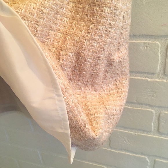 Aritzia Cream Pencil Skirt - Picture 6 of 14